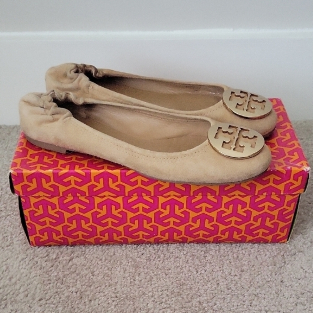 Tory Burch Beige Ballet Flats with Gold Logo